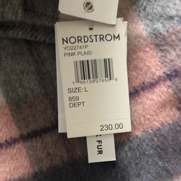 Sanctuary Women’s Faux Fur Jacket - NWT size L - Picture 3 of 8